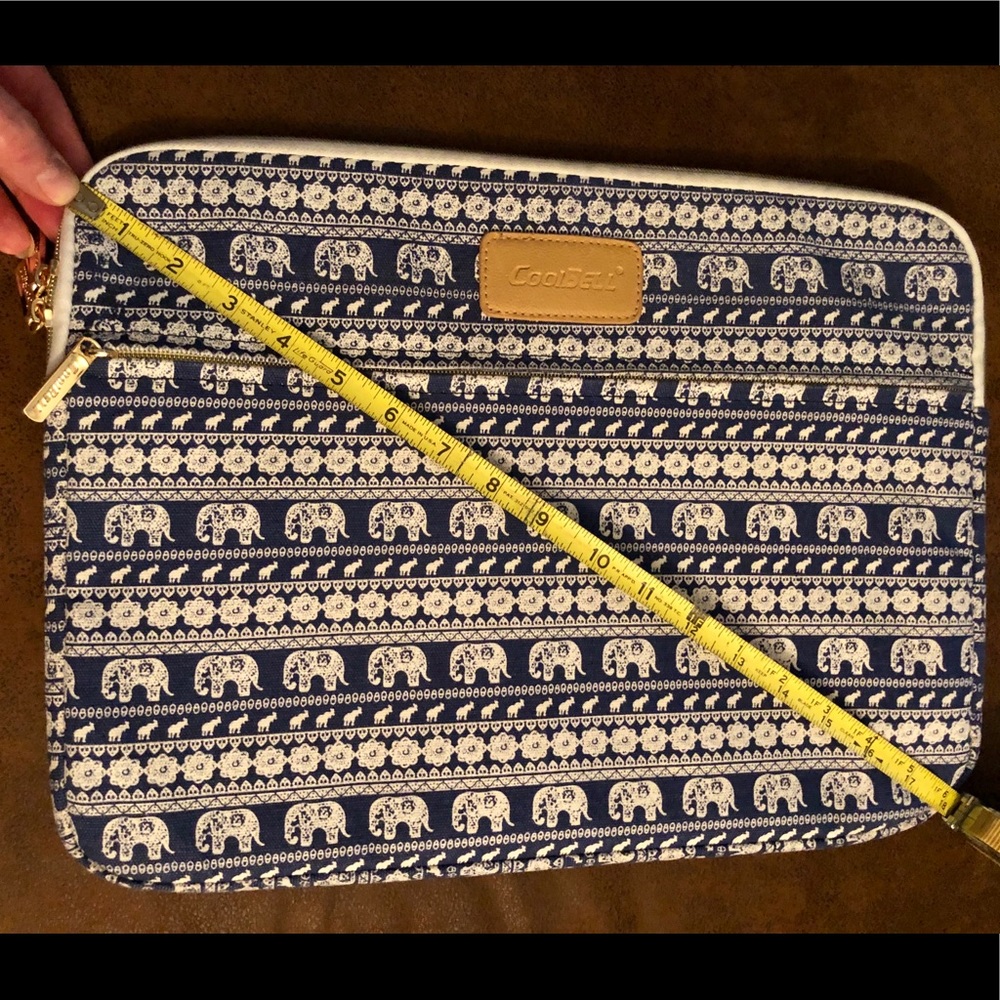 NWOT Laptop Case, 15.5”